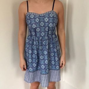 Sleeveless dress